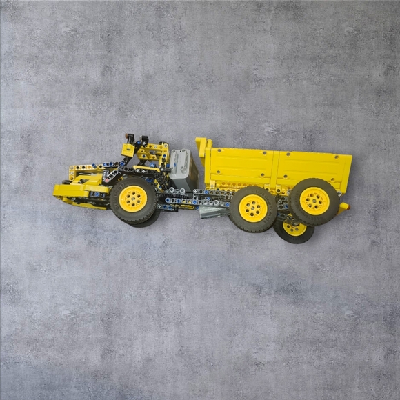 Lego Technic Construction Off Road Hauler - Picture 4 of 4